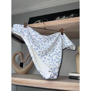 NWT Andie || The Symi Bikini Bottoms White w/ Blue Floral Pattern, Size XXL